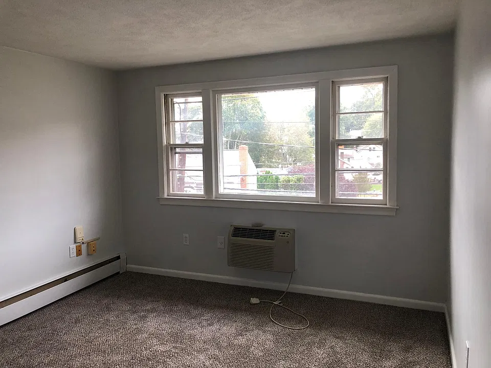Living Room - ~12x11