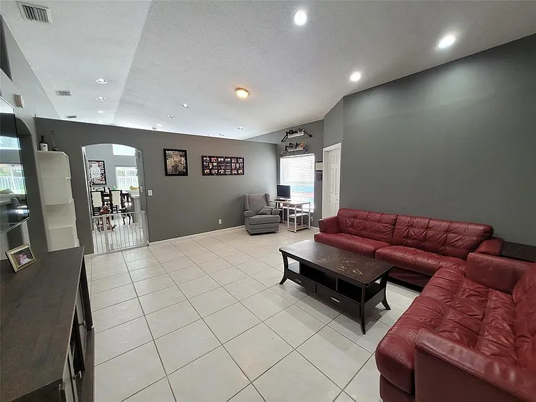 6416 Barton Creek Cir — Photo 9