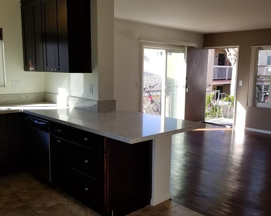 Quartz counter tops