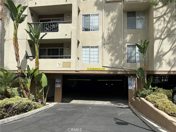 21520 Burbank Blvd APT 303, Woodland Hills, CA 91367