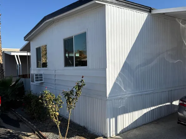 153 Hickorywood Ln, Bakersfield, CA 93308