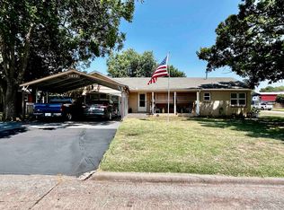 1402 N Grand Blvd, Duncan, OK 73533