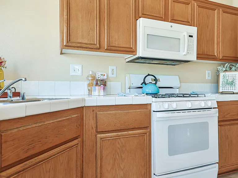 45930 Las Colinas — Photo 20