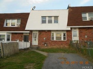 32 Chaucer Ct, Middletown, NY 10941