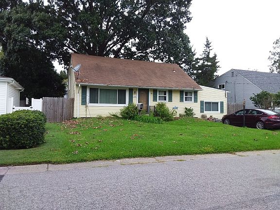 3rd image of 1336 Gabriel Dr