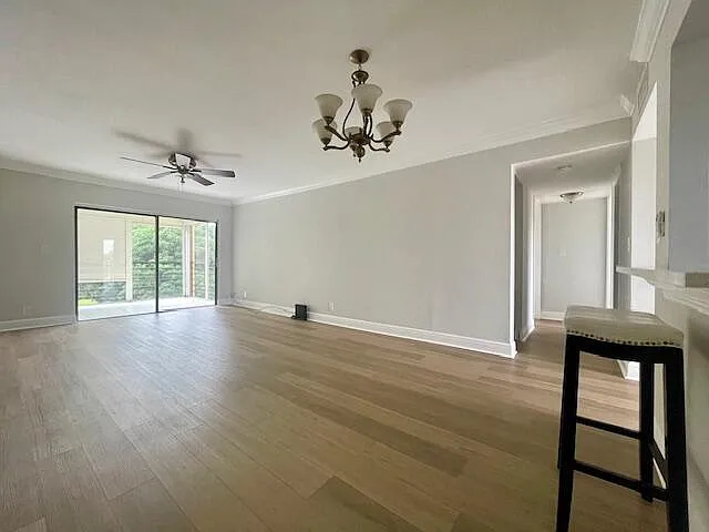 9370 SW 8th St #308 — Photo 6