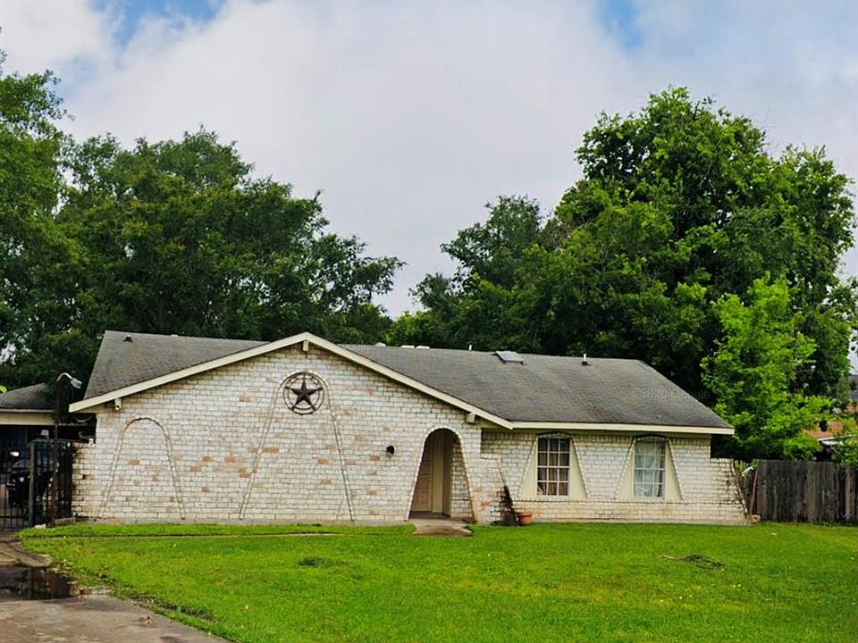 1st image of 4302 Carnelian Dr