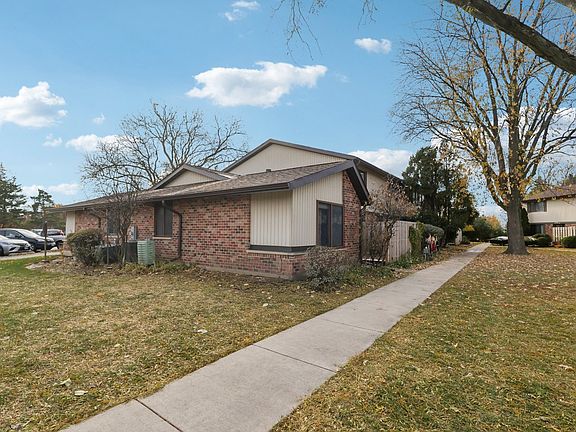 5th image of 7344 Country Creek Way Unit 8