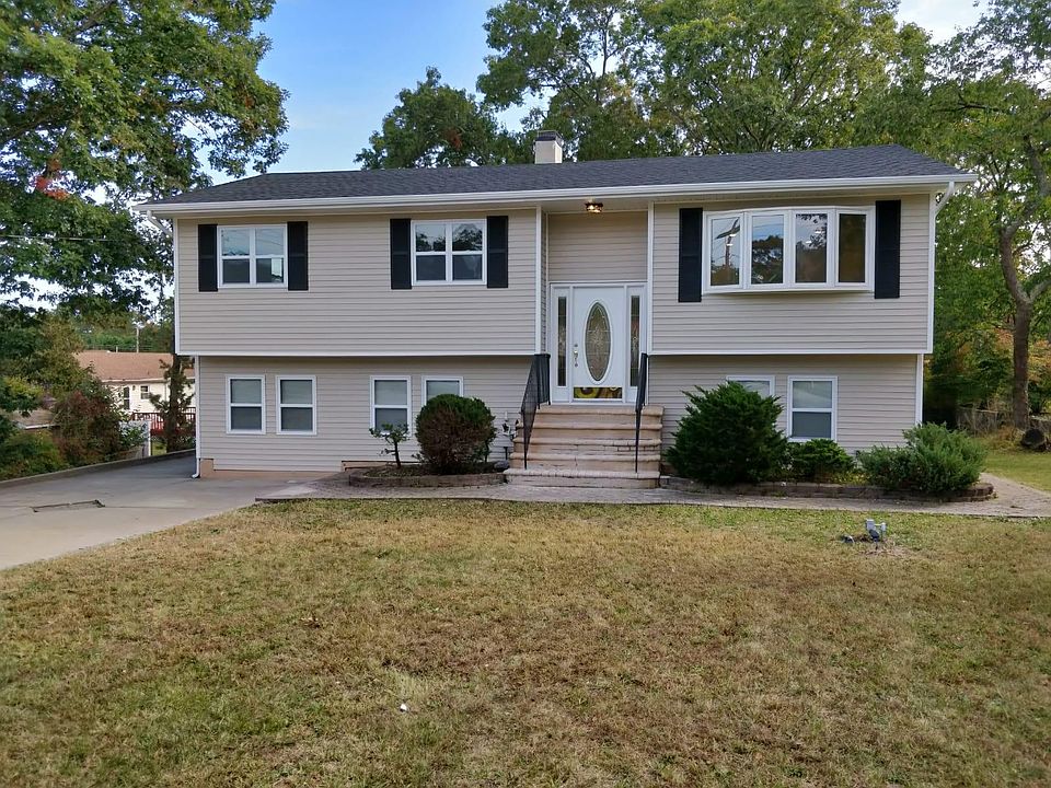 1st image of 418 Southport St