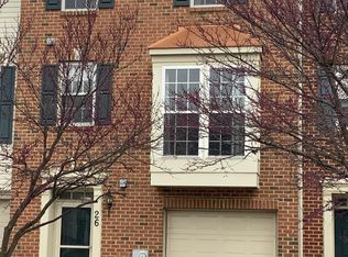 26 Streamside Pl, Falling Waters, WV 25419