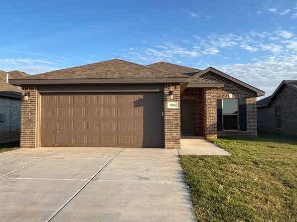 806 E 32nd St, Wolfforth, TX 79382