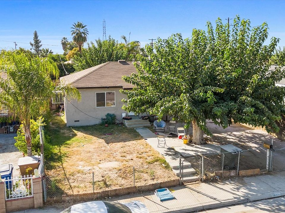 2nd image of 11004 San Gorgonio St