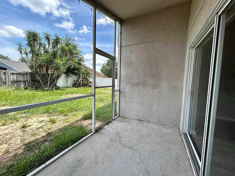 138 Sir Phillips Dr — Photo 15