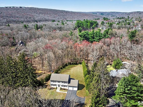 2nd image of 389 Huckleberry Hill Road