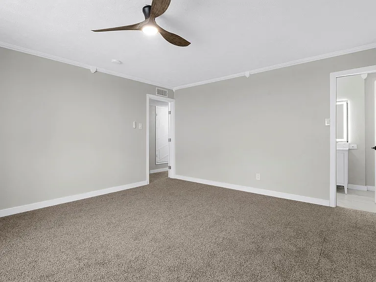 3902 Marywood Dr — Photo 25