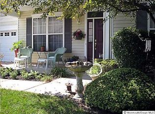 8 Autumntide Dr, Lakewood, NJ 08701