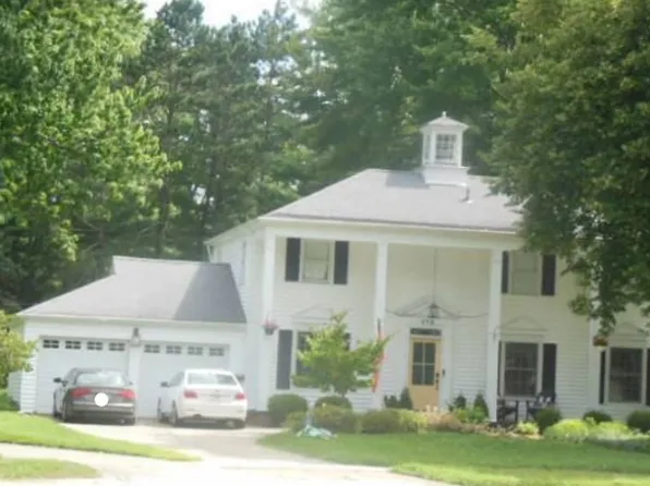 373 Pellett Dr, Bay Village, OH 44140