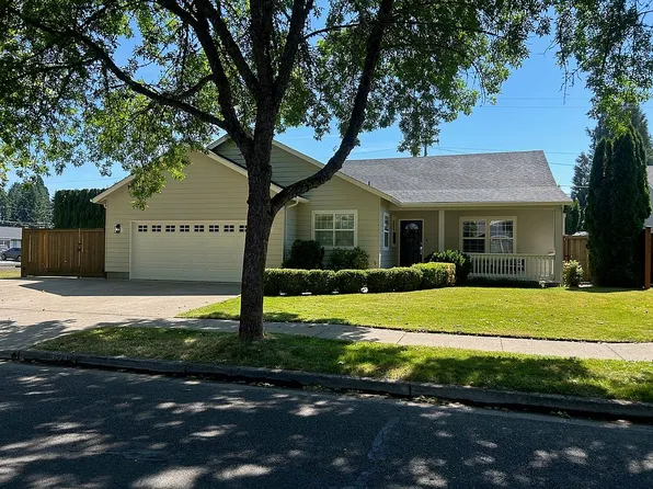 3679 Sterling Woods Dr, Eugene, OR 97408