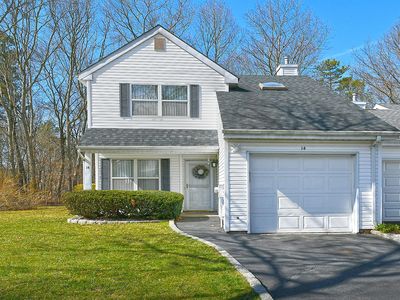 14 Lindsey Court, Holtsville, NY, 11742