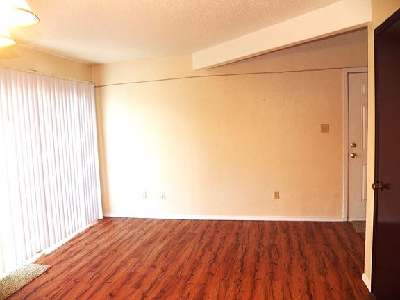 5th image of 1802 Potomac Pl APT B