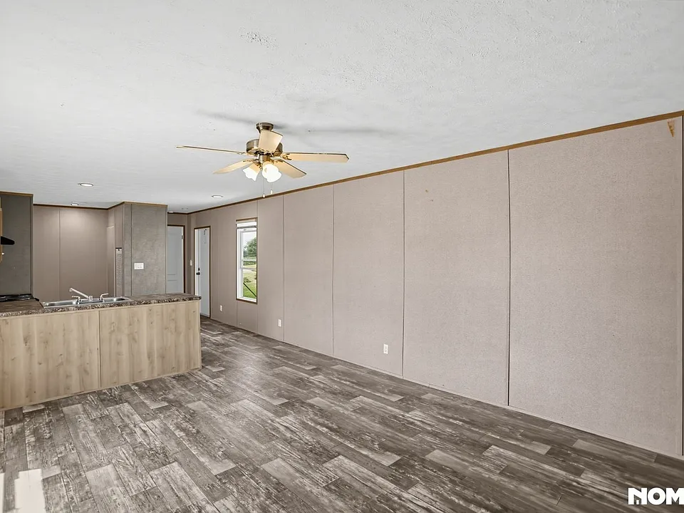 15833 County Road 1030