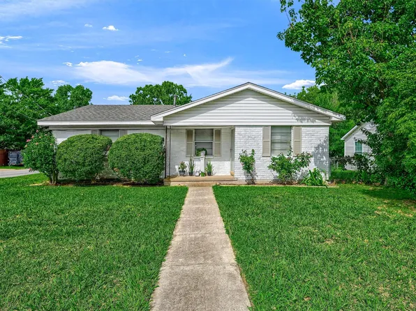 1302 N Brents Ave, Sherman, TX 75090