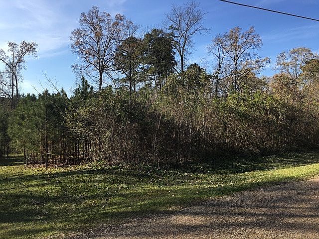 1st image of Dogwood Dr #44