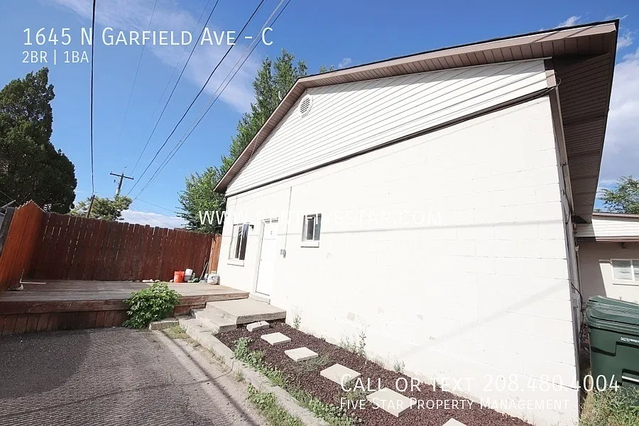 1645 N Garfield Ave #C