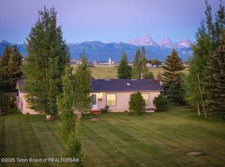 6460 N 5000 W, Tetonia, ID 83452