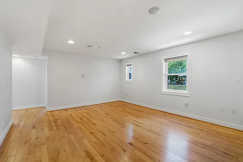 1524 Independence Ave SE #102 Photo 1