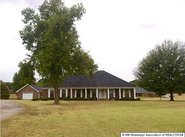 1st image of 130 Annandale Dr