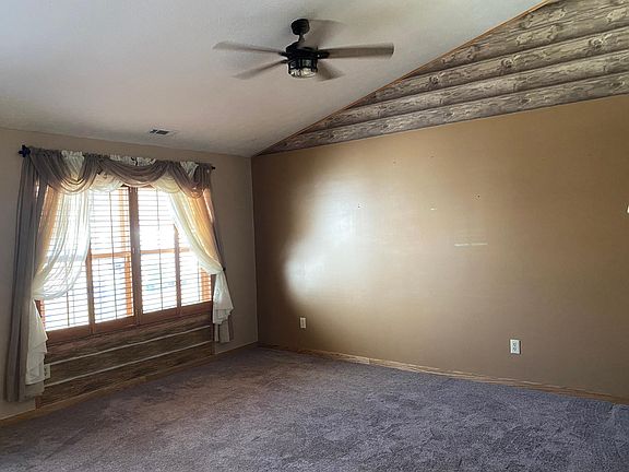 4th image of 18450 Harvest Meadows Dr E