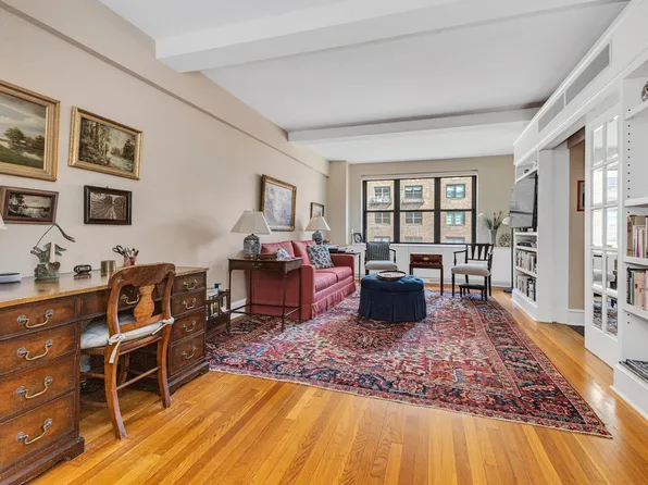 240 East 79th Street image 3 of 12