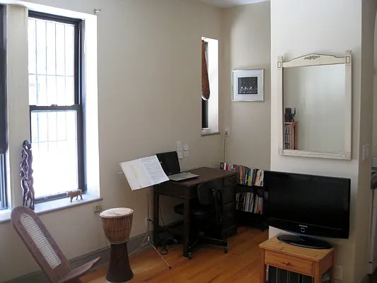 Sold by James DiPrima Real Estate | media 11