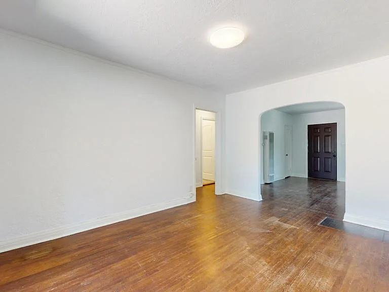 1400 N Dominion Ave — Photo 9
