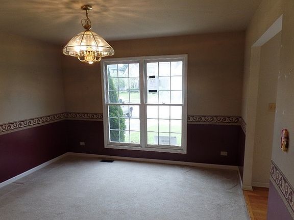 4th image of 1303 Fairfield Way
