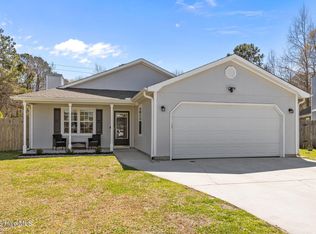 229 Gray Fox Run, Hubert, NC 28539