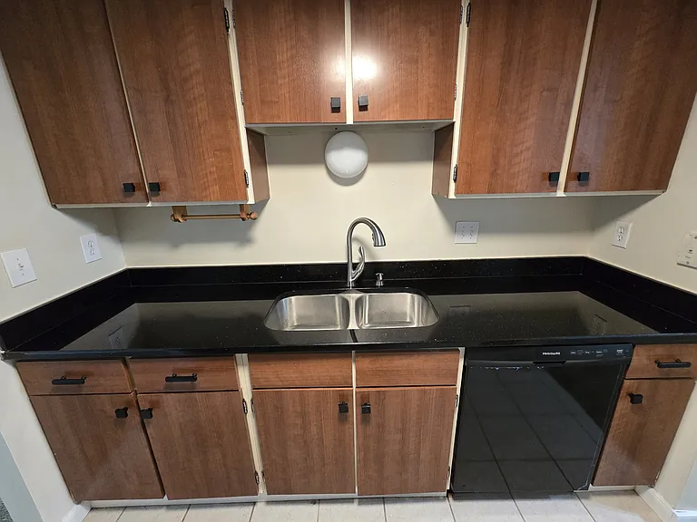 10954 Greenaire Pl — Photo 12