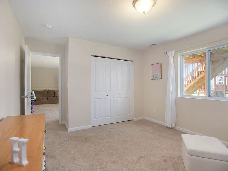 1328 Ellery Grove Ct — Photo 12