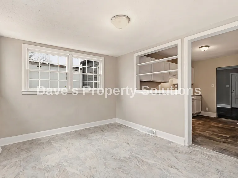 829 W Terrell St — Photo 22