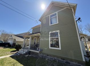 136 Centennial St APT 1, Sparta, MI 49345
