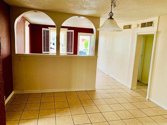 4th image of 3712 Tularosa Ave
