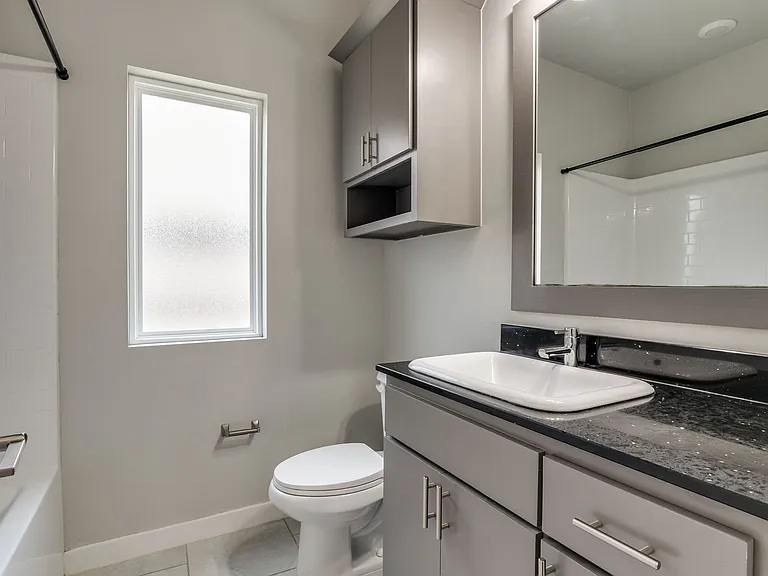 10608 Glover River Dr — Photo 28