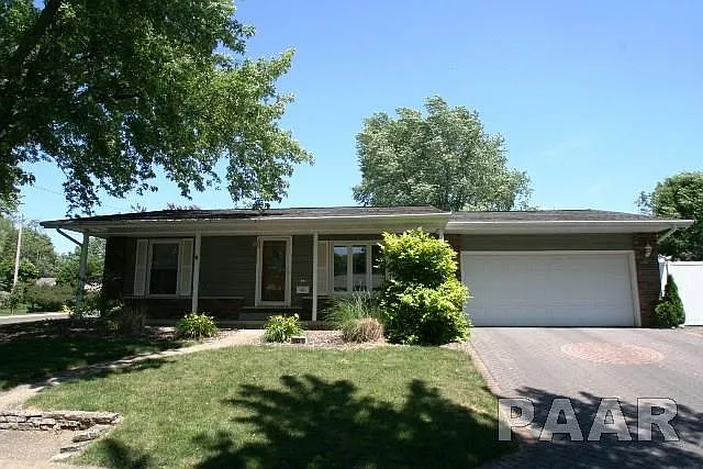 403 S Tazewell St photo 1