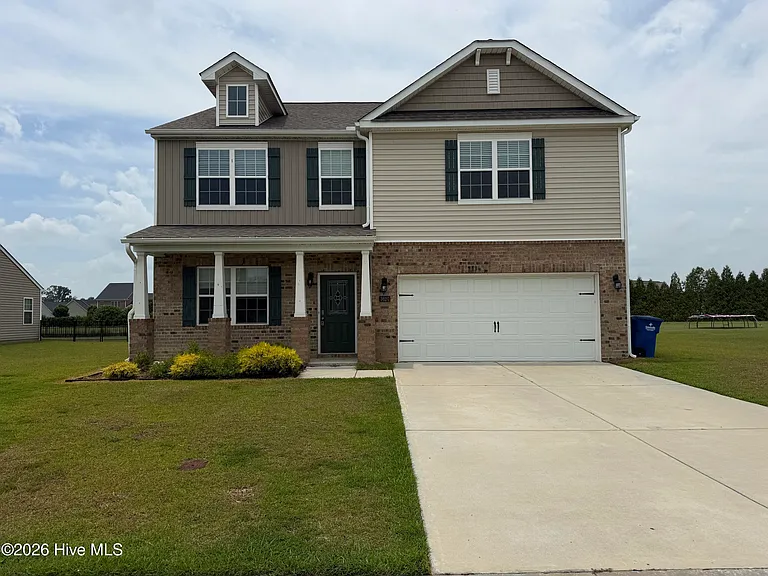 3620 Corinth Dr — Photo 2
