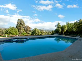 1061 Stonecrest Ln, Escondido, CA 92027