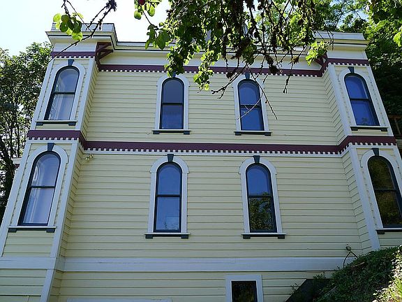 Architectural details.