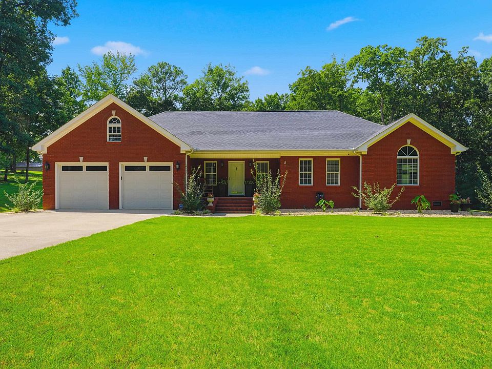1st image of 3399 Clark Ln