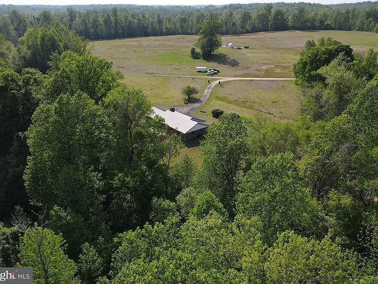 13245 Croom Rd — Photo 66