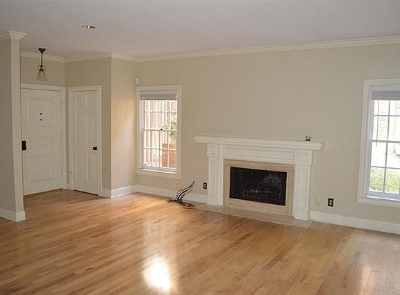 3rd image of 4212 Lomo Alto Dr APT 106